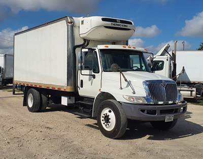 International 4300 18 ft Refrigerated Truck - 250HP, 6 Speed Automatic