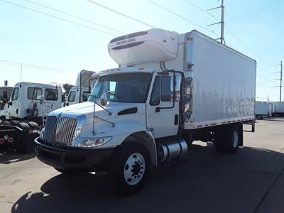 International 4300 18 ft Refrigerated Truck - 325HP, 6 Speed Automatic