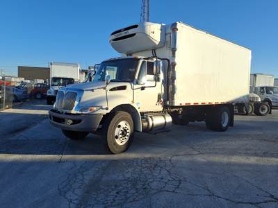 International 4300 18 ft Refrigerated Truck - 250HP, 6 Speed Automatic
