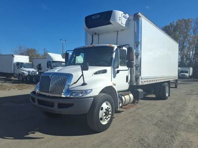 International 4300 24 ft Refrigerated Truck - 280HP, 6 Speed Automatic