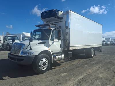 International 4300 24 ft Refrigerated Truck - 260HP, 6 Speed Automatic