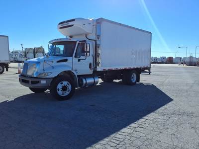 International 4300 18 ft Refrigerated Truck - 325HP, 6 Speed Automatic
