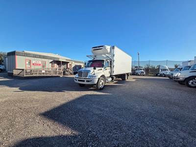 International 4300 26 ft Refrigerated Truck - 240HP, 6 Speed Automatic, Liftgate