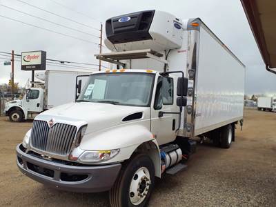 International 4300 26 ft Refrigerated Truck - 240HP, 6 Speed Automatic, Liftgate