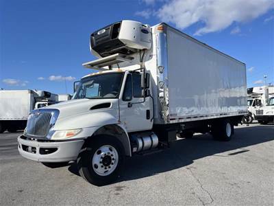 International 4300 26 ft Refrigerated Truck - 240HP, 6 Speed Automatic, Liftgate