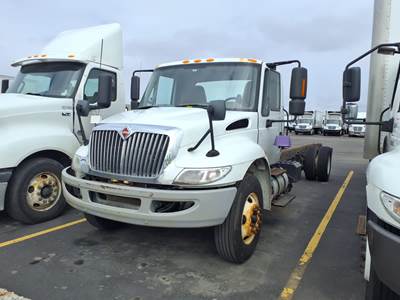 International 4300 Refrigerated Truck - 280HP, 6 Speed Automatic