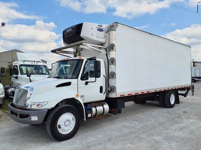 International 4300 26 ft Refrigerated Truck - 250HP, 6 Speed Automatic, Liftgate