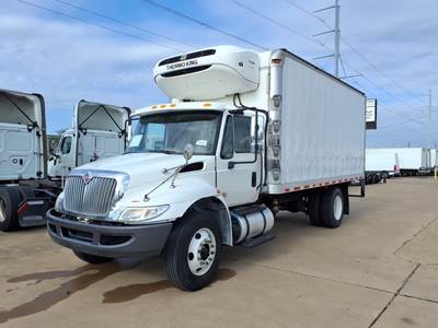 International 4300 18 ft Refrigerated Truck - 250HP, 6 Speed Automatic