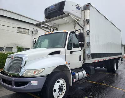 International 4300 Refrigerated Truck - 240HP, 6 Speed Automatic, Liftgate