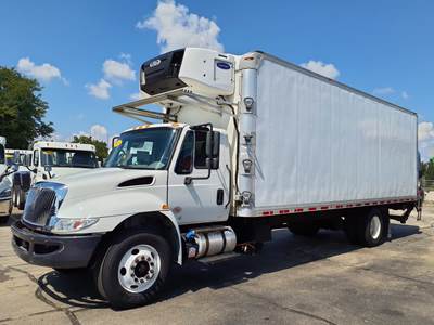 International 4300 26 ft Refrigerated Truck - 250HP, 6 Speed Automatic, Liftgate