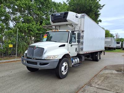International 4300 26 ft Refrigerated Truck - 250HP, 6 Speed Automatic, Liftgate