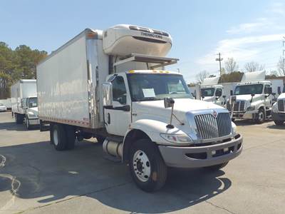 International MV607 20 ft Refrigerated Truck - 240HP, 6 Speed Automatic