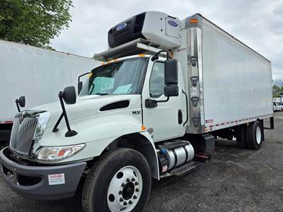 International MV607 22 ft Refrigerated Truck - 240HP, 6 Speed Automatic