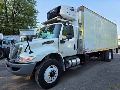 International MV607 22 ft Refrigerated Truck - 240HP, 6 Speed Automatic