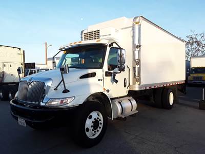 International MV607 18 ft Refrigerated Truck - 260HP, 6 Speed Automatic