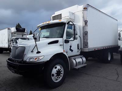 International MV607 18 ft Refrigerated Truck - 260HP, 6 Speed Automatic