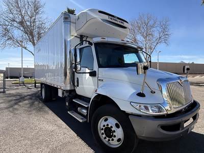 International MV607 20 ft Refrigerated Truck - 260HP, 6 Speed Automatic