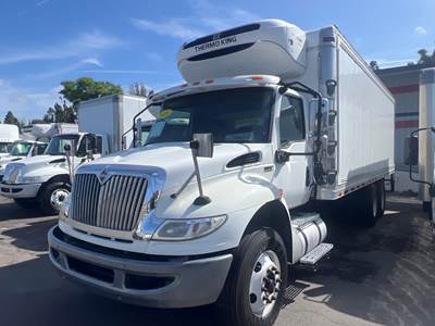International MV607 24 ft Refrigerated Truck - 330HP, 6 Speed Automatic