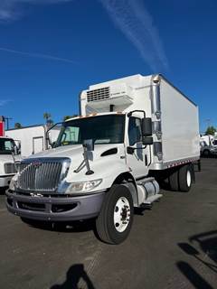 International MV607 18 ft Refrigerated Truck - 325HP, 6 Speed Automatic