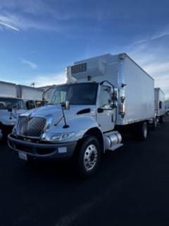 International MV607 18 ft Refrigerated Truck - 325HP, 6 Speed Automatic