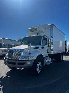 International MV607 18 ft Refrigerated Truck - 325HP, 6 Speed Automatic