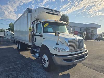 International MV607 24 ft Refrigerated Truck - 330HP, 6 Speed Automatic