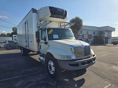 International MV607 26 ft Refrigerated Truck - 240HP, 6 Speed Automatic, Liftgate