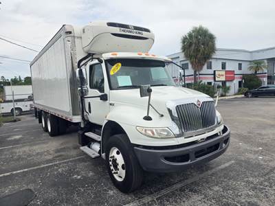 International MV607 24 ft Refrigerated Truck - 330HP, 6 Speed Automatic