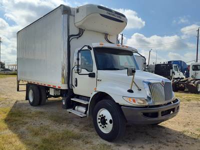 International MV607 18 ft Refrigerated Truck - 260HP, 6 Speed Automatic