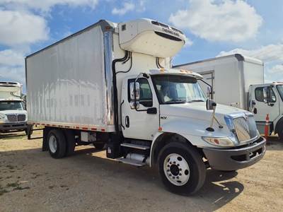 International MV607 18 ft Refrigerated Truck - 260HP, 6 Speed Automatic