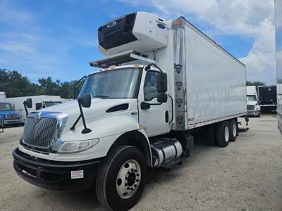 International MV607 (6X4) 26 ft Refrigerated Truck - 300HP, 6 Speed Automatic, Liftgate