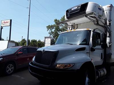International MV607 26 ft Refrigerated Truck - 240HP, 6 Speed Automatic, Liftgate