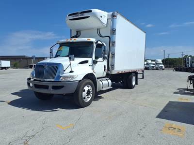 International MV607 18 ft Refrigerated Truck - 260HP, 6 Speed Automatic