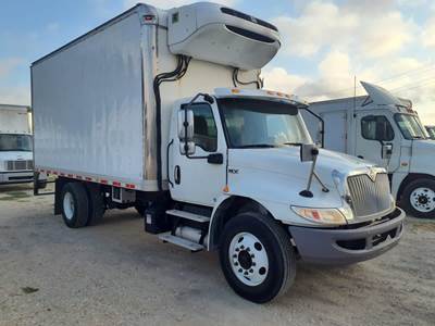 International MV607 18 ft Refrigerated Truck - 260HP, 6 Speed Automatic