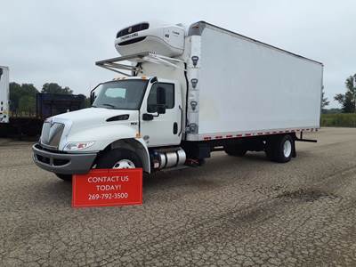 International MV607 26 ft Refrigerated Truck - 280HP, 6 Speed Automatic