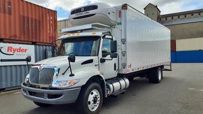 International MV607 26 ft Refrigerated Truck - 250HP, 6 Speed Automatic
