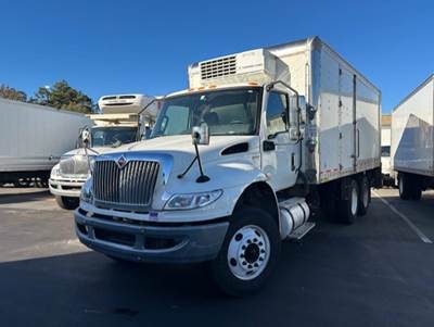 International MV607 20 ft Refrigerated Truck - 350HP, 6 Speed Automatic