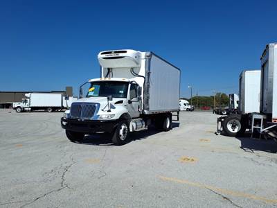 International MV607 18 ft Refrigerated Truck - 325HP, 6 Speed Automatic