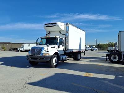 International MV607 18 ft Refrigerated Truck - 325HP, 6 Speed Automatic