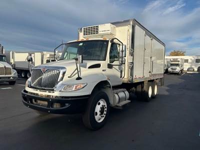 International MV607 20 ft Refrigerated Truck - 350HP, 6 Speed Automatic