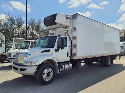 International ND 700 26 ft Refrigerated Truck - 240HP, 6 Speed Automatic, Liftgate