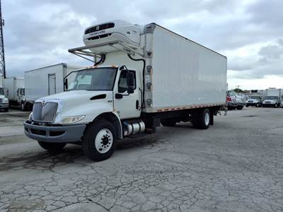 International ND 700 26 ft Refrigerated Truck - 280HP, 6 Speed Automatic, Liftgate
