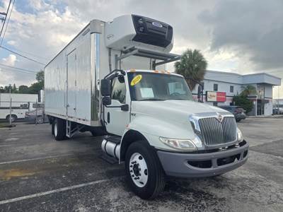 International ND 700 26 ft Refrigerated Truck - 240HP, 6 Speed Automatic, Liftgate