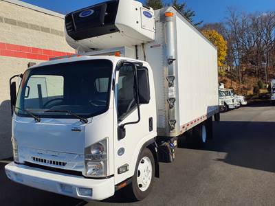 Isuzu NPR 16 ft Refrigerated Truck - 215HP, 6 Speed Automatic, Liftgate