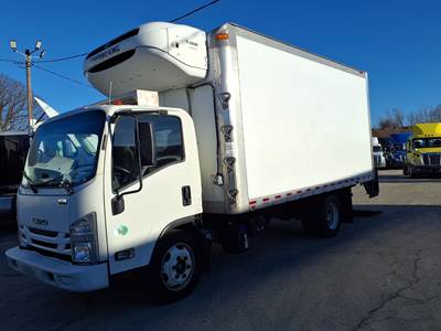Isuzu NPR 16 ft Refrigerated Truck - 215HP, 6 Speed Automatic, Liftgate