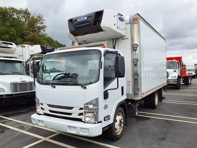 Isuzu NPR 16 ft Refrigerated Truck - 215HP, 6 Speed Automatic, Liftgate