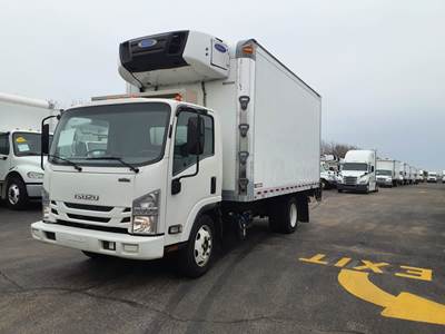 Isuzu NPR 16 ft Refrigerated Truck - 215HP, 6 Speed Automatic, Liftgate