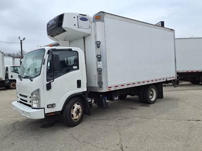 Isuzu NPR 16 ft Refrigerated Truck - 215HP, 6 Speed Automatic, Liftgate