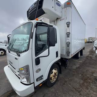 Isuzu NPR 16 ft Refrigerated Truck - 215HP, 6 Speed Automatic, Liftgate