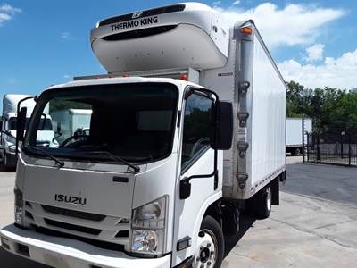 Isuzu NPR 16 ft Refrigerated Truck - 215HP, 6 Speed Automatic, Liftgate